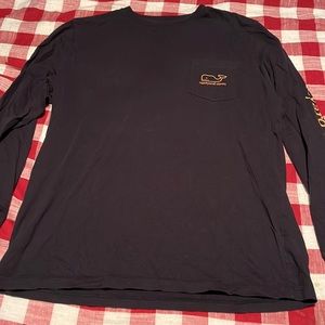 Size medium
Black  logo design
No stains or issues